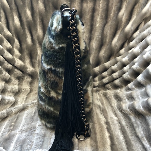 Camouflage 👜 Fringe and Faux Fur Purse NWT - Picture 5 of 10